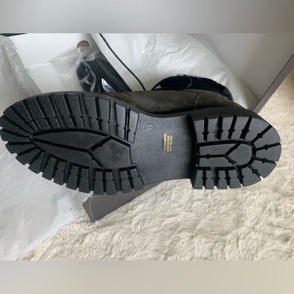 Booties - Picture 9 of 9